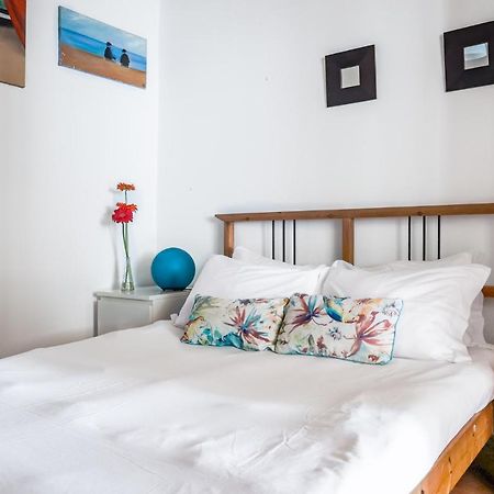 City Center Apt In Lively Bairro Alto! Lisbon Exterior photo